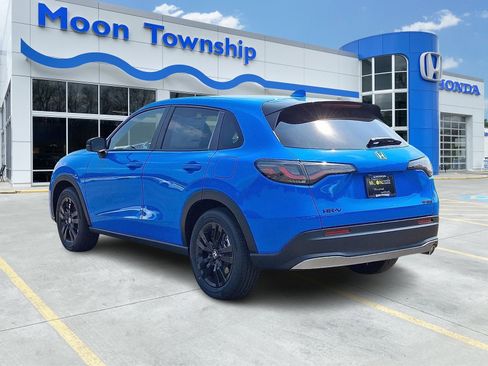 New 2026 Honda HR-V Sport image 3