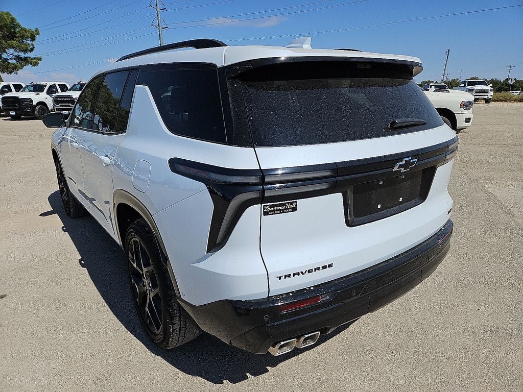 Used 2026 Chevrolet Traverse RS FWD image 5