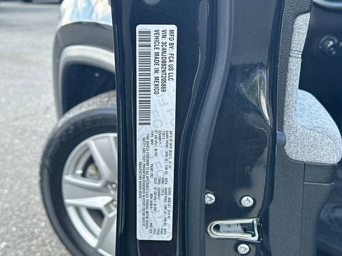 Used 2022 Jeep Compass Latitude w/ Convenience Group image 35