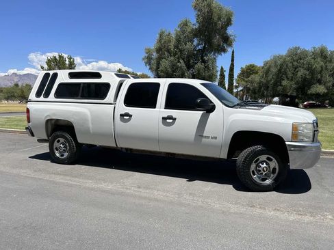 Used 2012 Chevrolet Silverado 2500 W/T AWD/4WD image 5