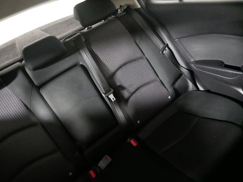 Used 2015 MAZDA MAZDA3 i Touring image 14