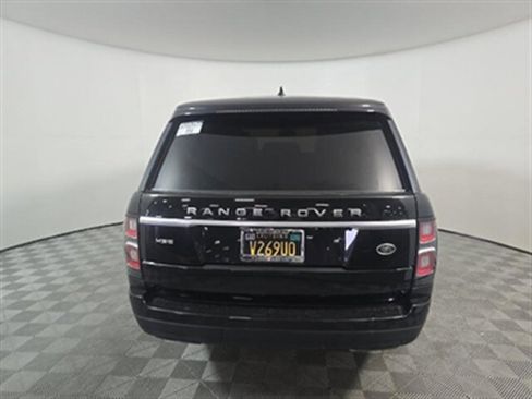 Used 2018 Land Rover Range Rover HSE AWD/4WD image 4