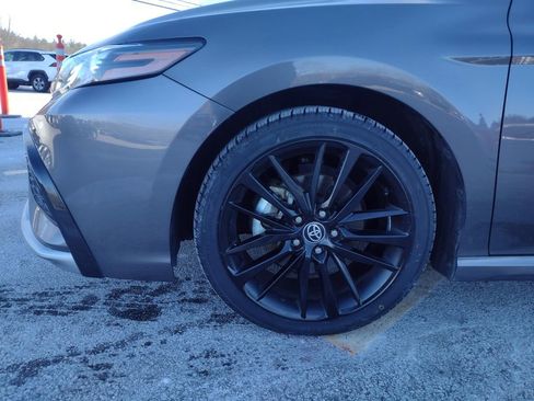 Used 2023 Toyota Camry XSE image 3