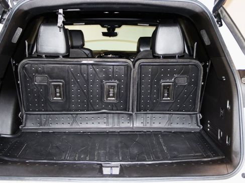 Used 2022 Chevrolet Traverse High Country w/ LPO, Floor Liner Package image 59
