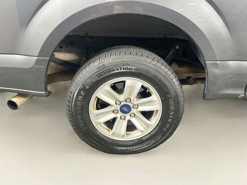 Used 2019 Ford F150 XLT RWD image 11