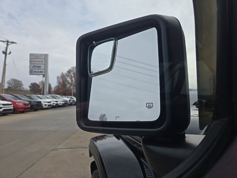 Used 2021 Jeep Gladiator Overland w/ Popular Equipment Package image 36