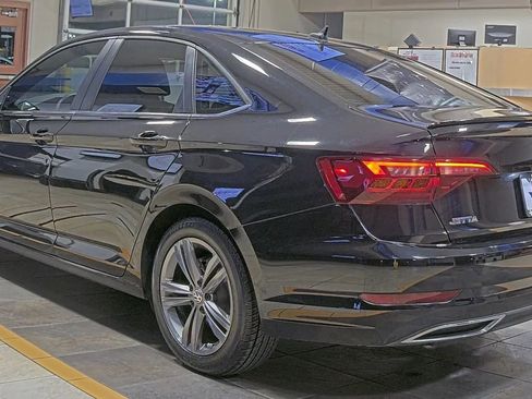 Used 2020 Volkswagen Jetta S image 4