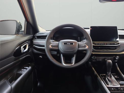 New 2026 Jeep Compass Trailhawk AWD/4WD image 18