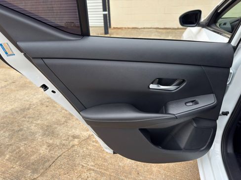 Used 2022 Nissan Sentra SV w/ All-Weather Package FWD image 36