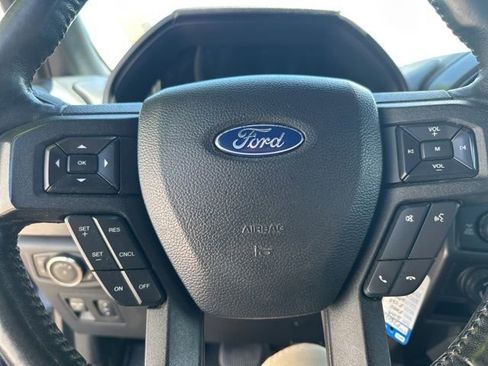 Used 2019 Ford F150 XLT w/ Equipment Group 302A Luxury AWD/4WD image 21