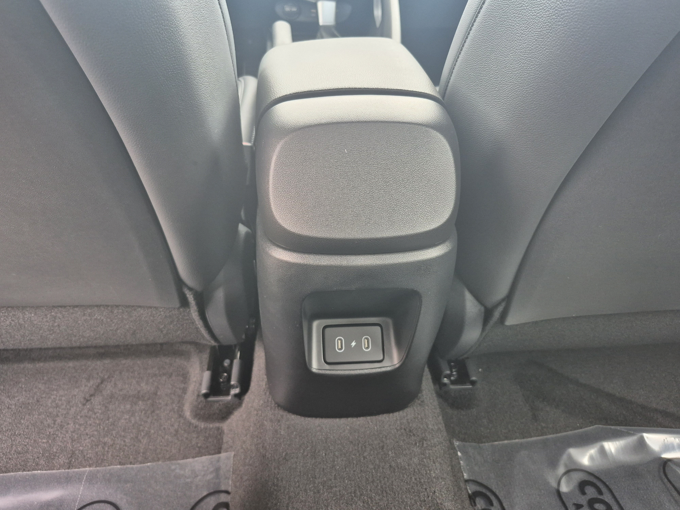 New 2026 Hyundai Elantra SEL Sport FWD image 14