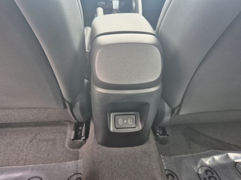 New 2026 Hyundai Elantra SEL Sport FWD image 14