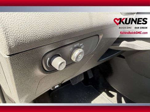 Used 2025 Buick Encore GX Preferred FWD image 14