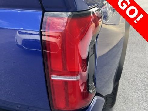 Used 2024 Toyota Tacoma TRD Off-Road image 6