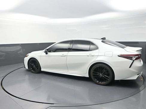 Certified 2022 Toyota Camry XSE w/ Navigation Package FWD image 8