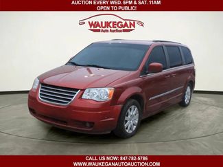 Used 2013 Chrysler Town & Country Touring w/ Trailer Tow Group FWD video 1