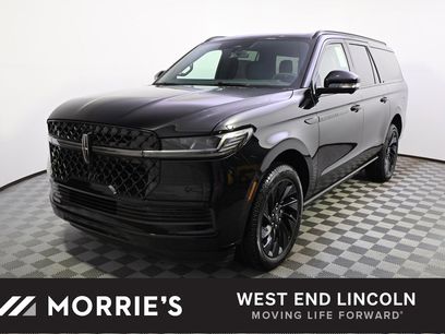 New 2025 Lincoln Navigator L Reserve w/ Jet Appearance Package