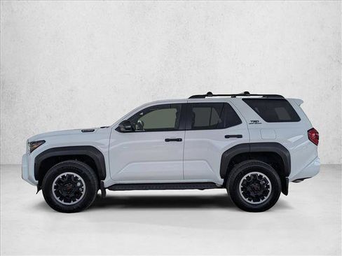 Used 2025 Toyota 4Runner 4WD image 9