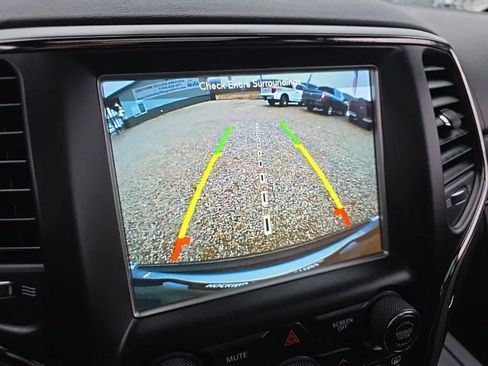Used 2018 Jeep Grand Cherokee High Altitude AWD/4WD image 26
