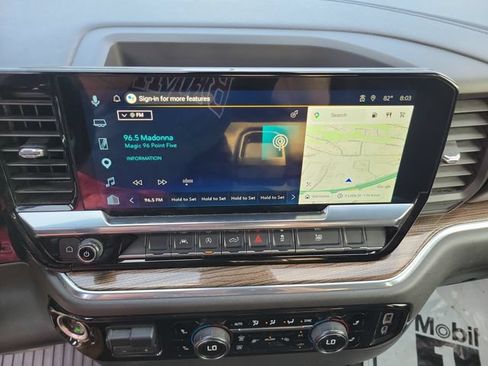 Used 2025 Chevrolet Silverado 1500 LT RWD image 17