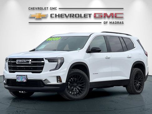 Used 2024 GMC Acadia Elevation image 7