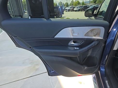 Used 2025 Mercedes-Benz GLE 350 4MATIC image 15