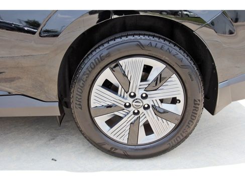 Certified 2025 Nissan Murano SL w/ Cargo Package AWD/4WD image 32