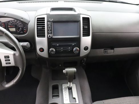 Used 2019 Nissan Frontier SV RWD image 16