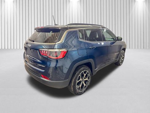 New 2026 Jeep Compass Limited w/ Sun, Sound & Navigation Group AWD/4WD image 5