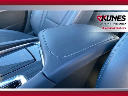 Used 2024 Buick Enclave Premium image 23