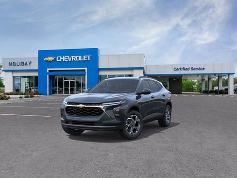 New 2026 Chevrolet Trax LT w/ Driver Confidence Package FWD image 8
