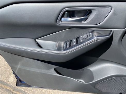 New 2026 Nissan Rogue SV image 14