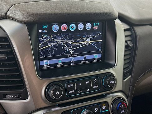 Used 2020 Chevrolet Suburban Premier image 19