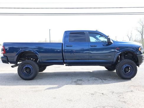 Used 2024 RAM 3500 Limited w/ Night Edition AWD/4WD image 6
