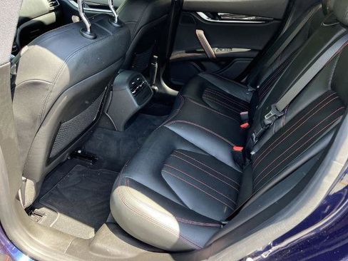 Used 2020 Maserati Ghibli S RWD image 16
