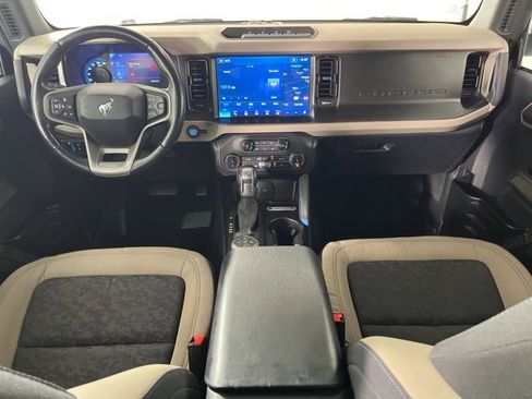 Used 2022 Ford Bronco Wildtrak image 6