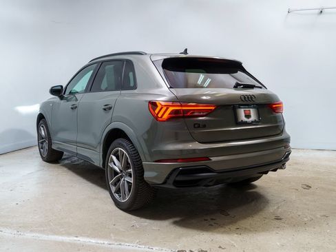 Used 2021 Audi Q3 2.0T Premium w/ Convenience Package AWD/4WD image 3