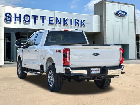 New 2025 Ford F250 Lariat w/ Chrome Package image 6