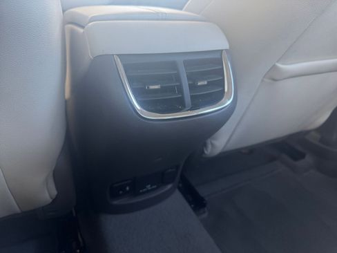 Used 2024 Chevrolet Malibu LT image 24