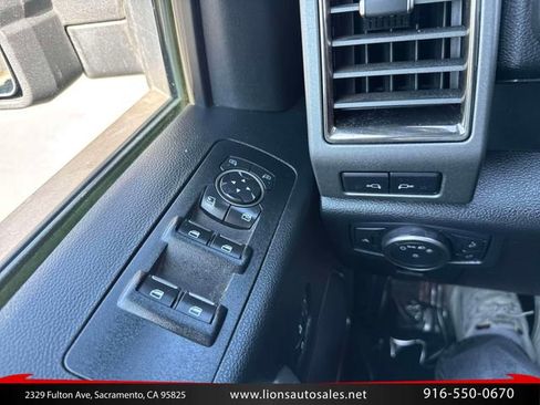 Used 2017 Ford F150 Raptor w/ Equipment Group 802A Luxury AWD/4WD image 23