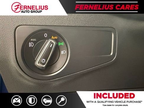 Used 2018 Volkswagen Tiguan SEL AWD/4WD image 36