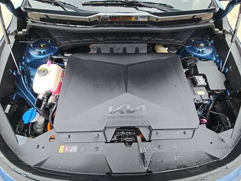 Used 2023 Kia Niro Wind FWD image 12