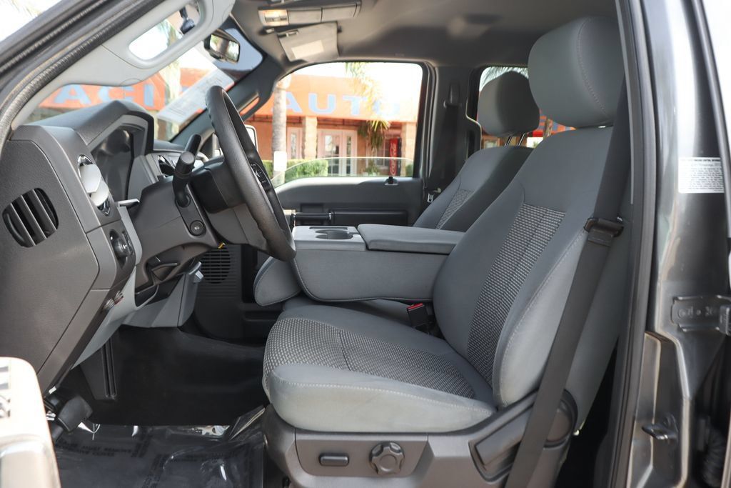 Used 2012 Ford F350 XLT w/ XLT Interior Pkg AWD/4WD image 19
