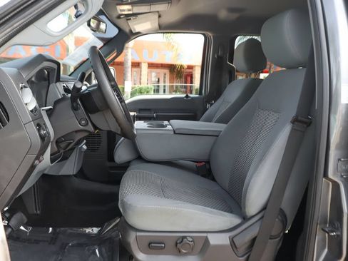 Used 2012 Ford F350 XLT w/ XLT Interior Pkg AWD/4WD image 19