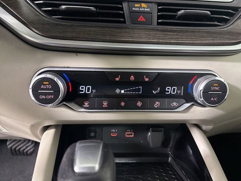 Used 2023 Nissan Altima 2.5 SL FWD image 19