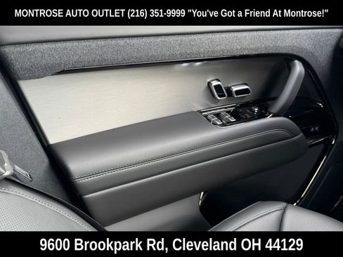 New 2026 Land Rover Range Rover Sport SE image 32