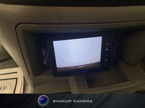 Used 2009 Dodge Ram 2500 Truck SXT AWD/4WD image 2