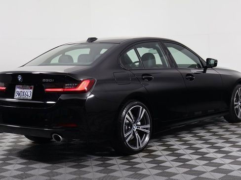 Used 2023 BMW 330i Sedan w/ Premium Package RWD image 4