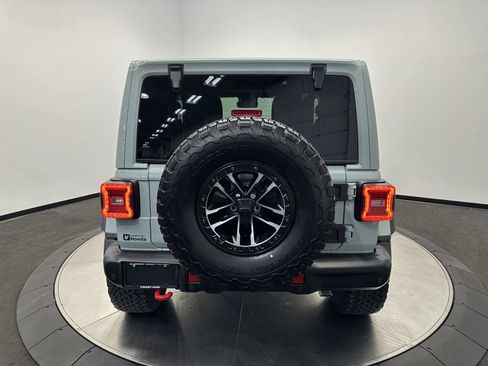 Used 2024 Jeep Wrangler Rubicon AWD/4WD image 6