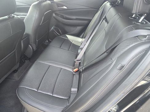 Used 2023 Buick Encore GX Essence w/ Experience Buick Package image 11